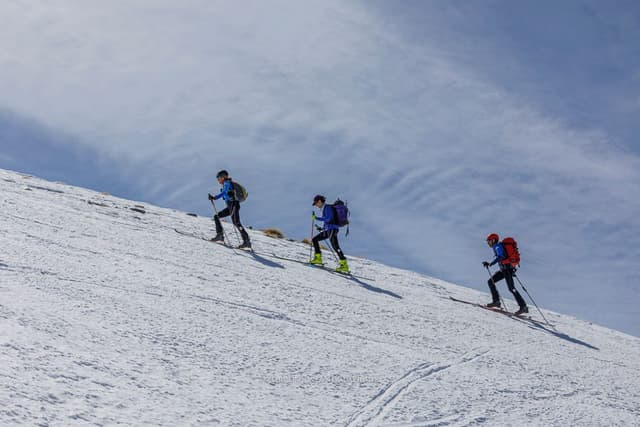 Curso perfeccionamiento esquí de montaña